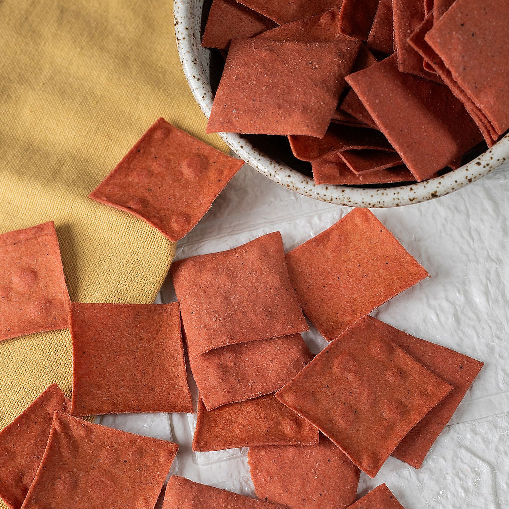 Crackers de Maíz Morado y Beterraga